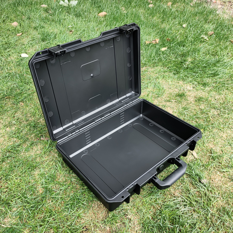 Equipment Protective case carrying case with handle hardshell plastic
